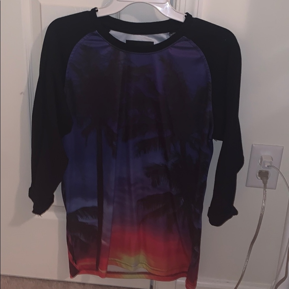 quarter length sleeve shirt